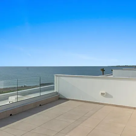 Serenity Waves 2 Villa *