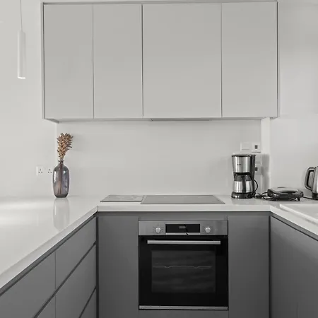 Serenity Waves 2 Villa Larnaca