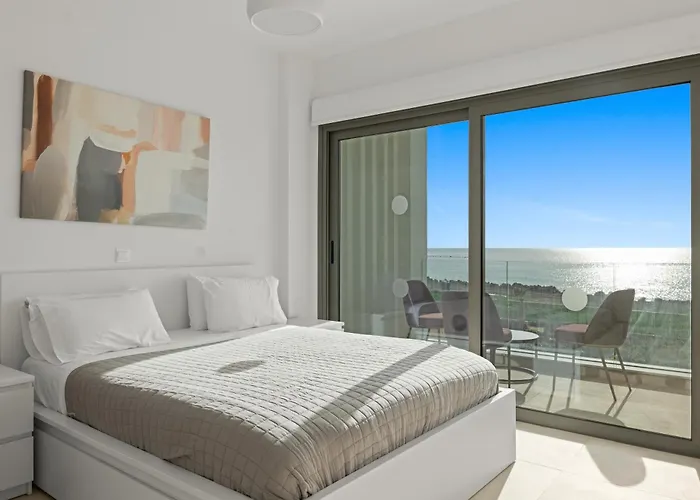 Serenity Waves 2 Villa *